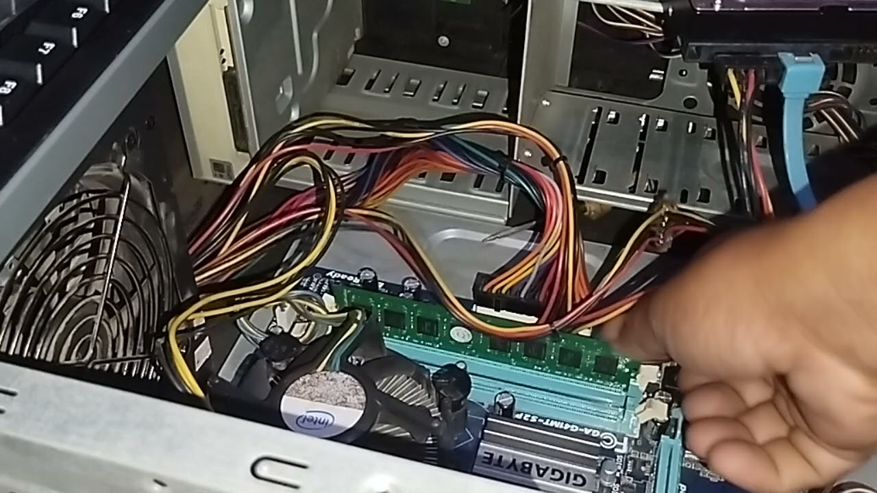 Membersihkan RAM kerusakan pada kabel vga @showrunto