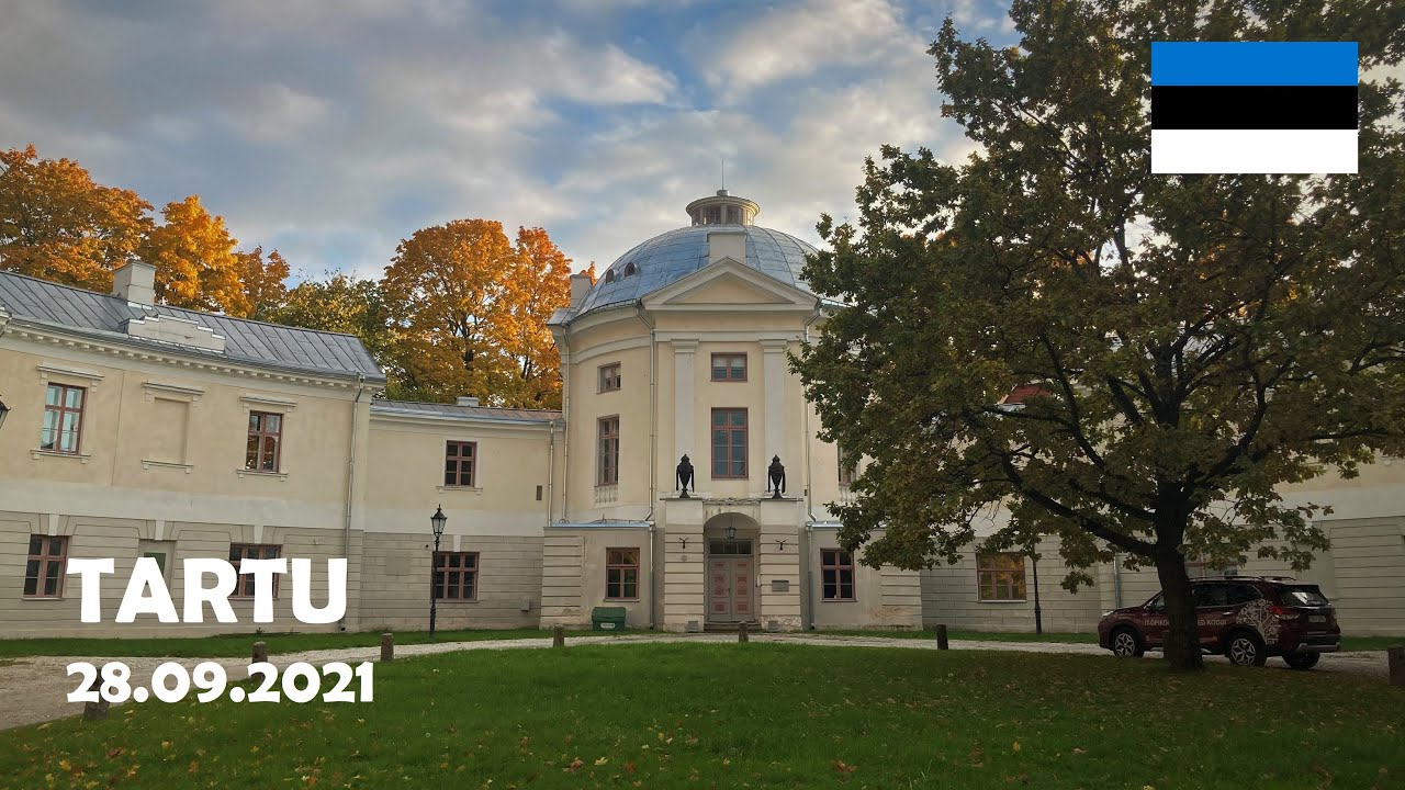 Tartu, Estonia. Autumn walk at Toomemägi (Toome hill). 4K
