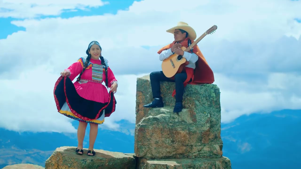 Paloma zonza | Jilguero Huamachuquino ♫ Video Clip Oficial 2024