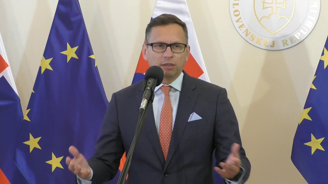 Brífingy po rokovaní vlády SR