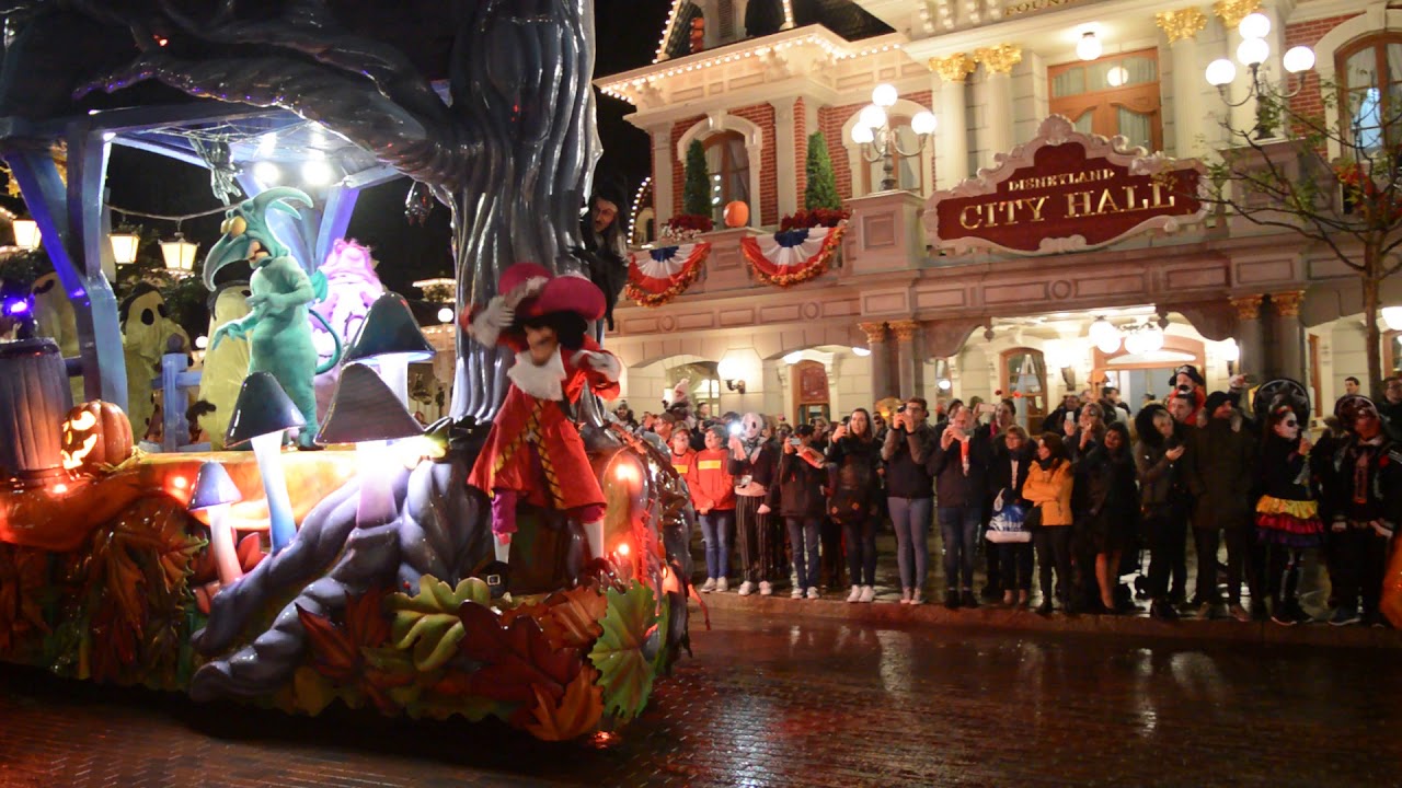 DISNEYLAND PARIS HALLOWEEN PARTY 2018 PARADE