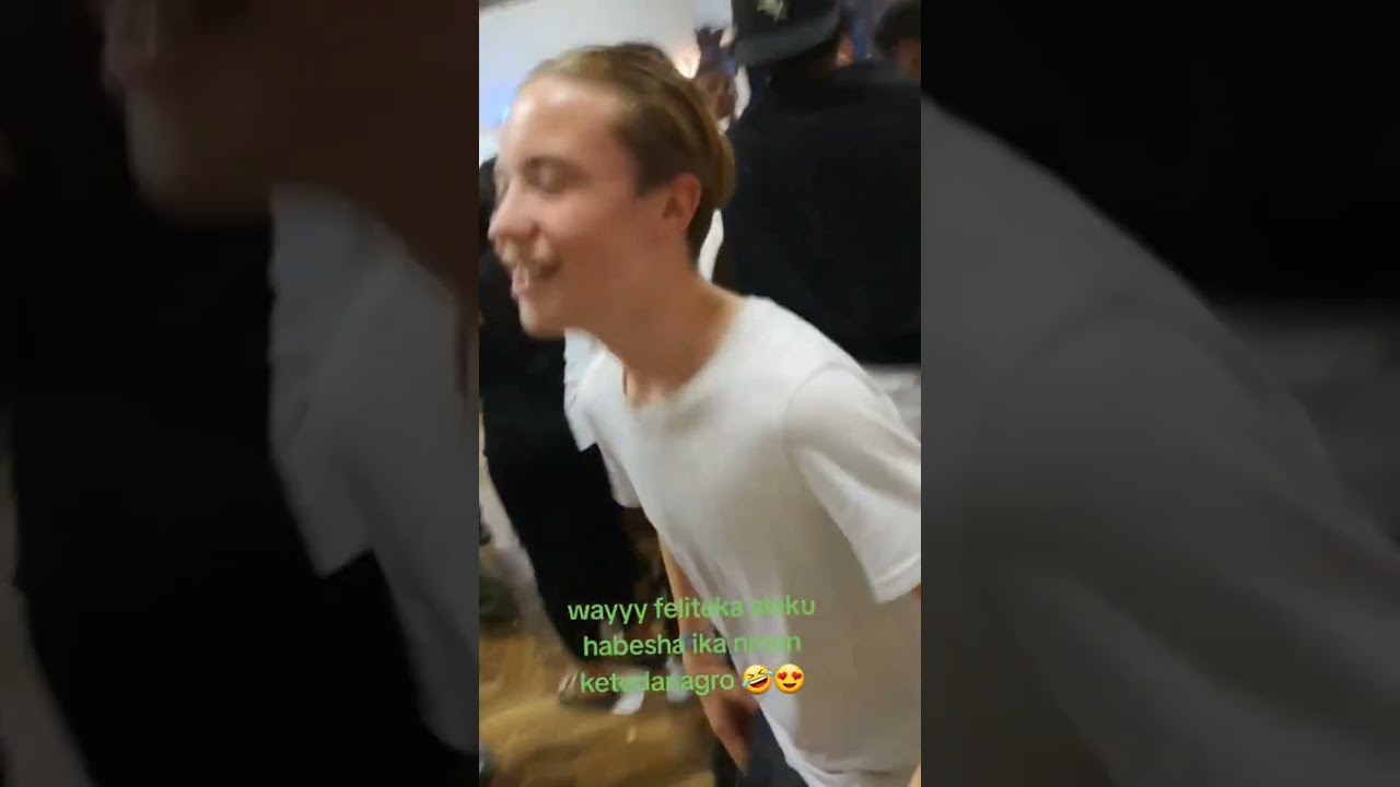 ጻዕዳ ጓይላ ቃውቃው ኣቢልዋ Tigrigna dance by white boy #habesha #music #eritreanmusic #tigrignamusic