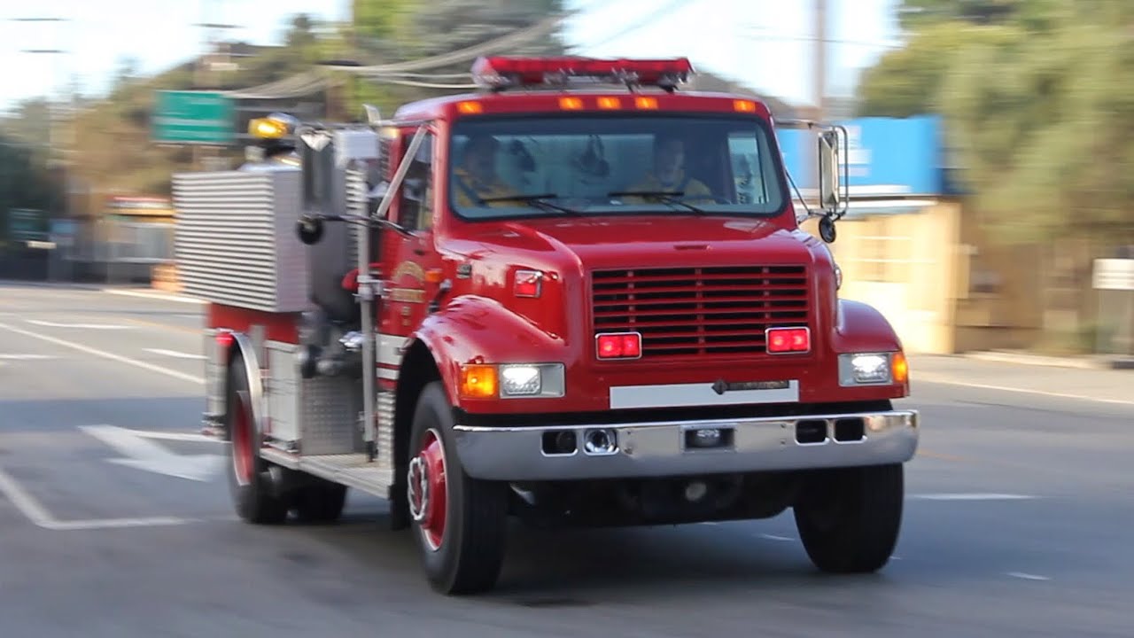 Lots of Fire Engines Responding to a WILDLAND FIRE!