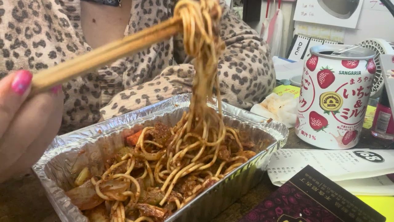 Sphaghetti MUKBANGS ASMRS