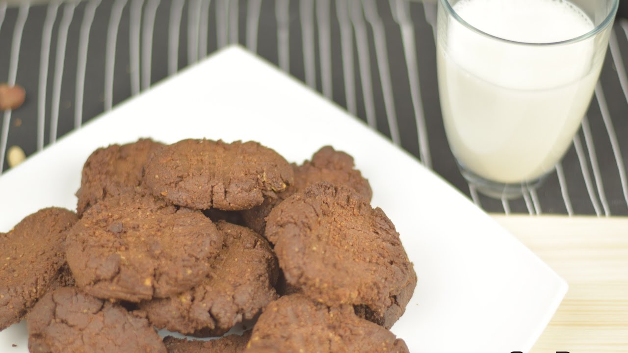 Soft Peanut Butter Cookies - GymBeam