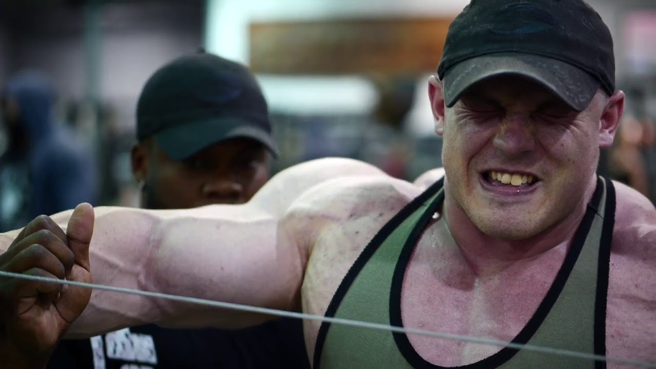 MASSIVE SHOULDERS - Martin Fitzwater Keone Pearson & Olivia Gravengaard