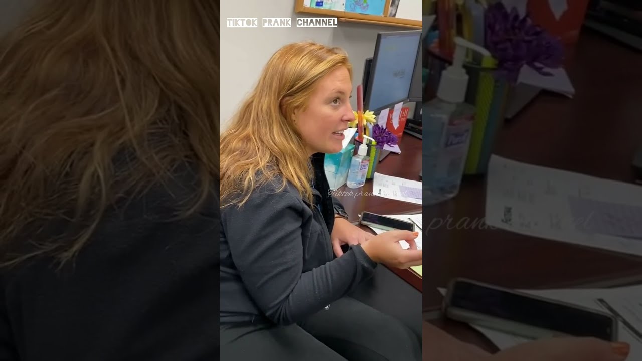 Scaring my co-workers and more funny scenes Tiktok