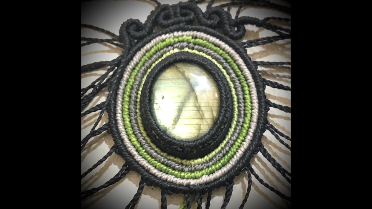 Macrame Border with Spirals 1