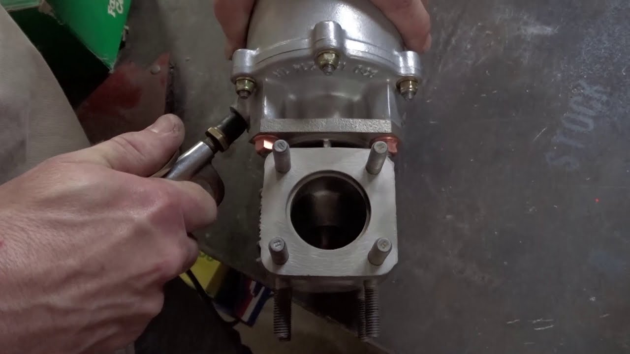 Rebuilding a Porsche 930 Turbo Wastegate
