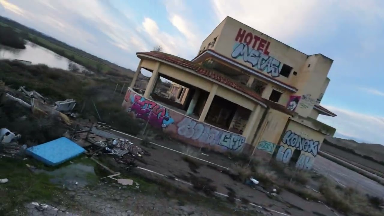 Hotel abandonado. El mirador de Ebro