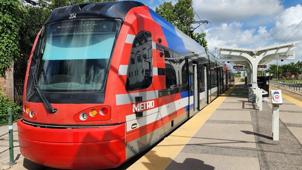 [4K] – Full Ride – Houston's METRO Red Line – Southbound – Northline Transit Center – Fannin South