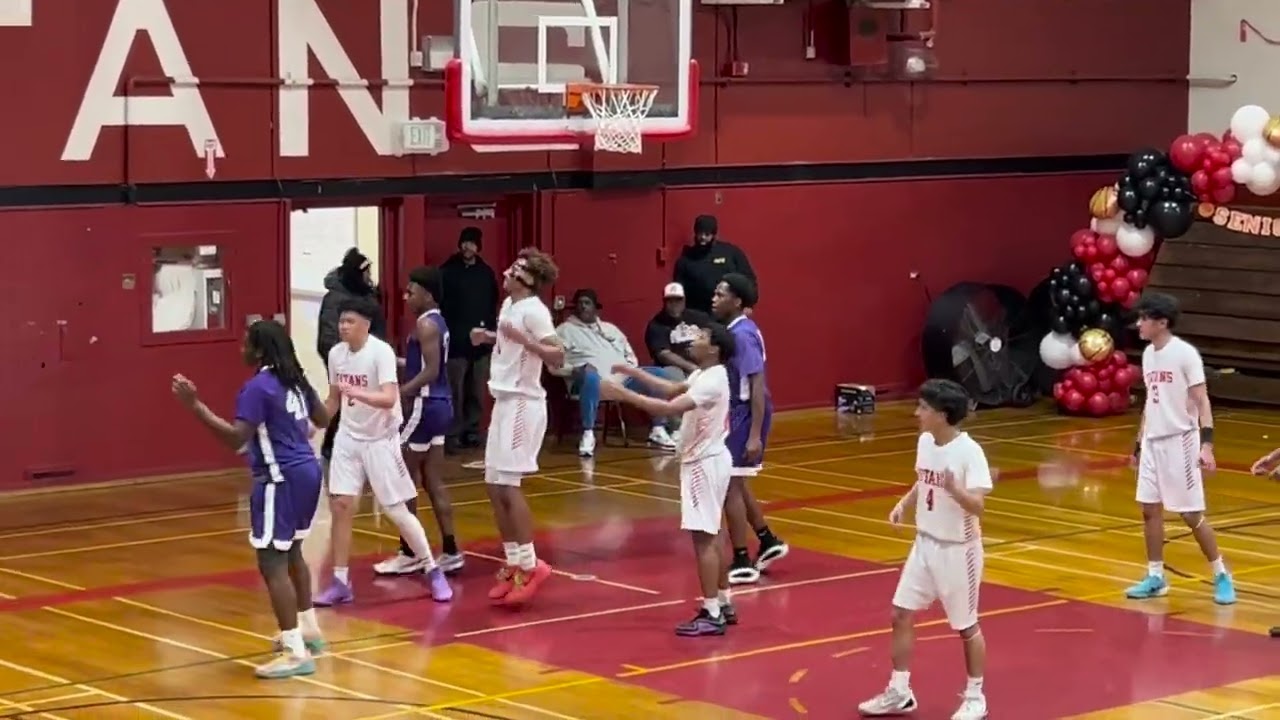 Skyline High vs Castlemont High School - Varsity Basketball 2/06/26