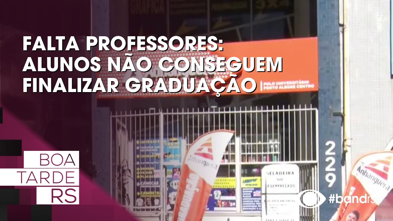Falta de professores: Alunos não conseguem finalizar graduação