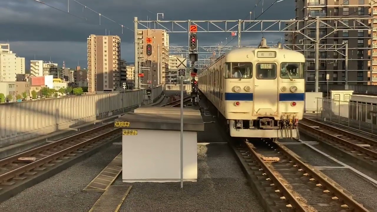 415系FO112編成普通電車佐伯行き大分駅発車シーン