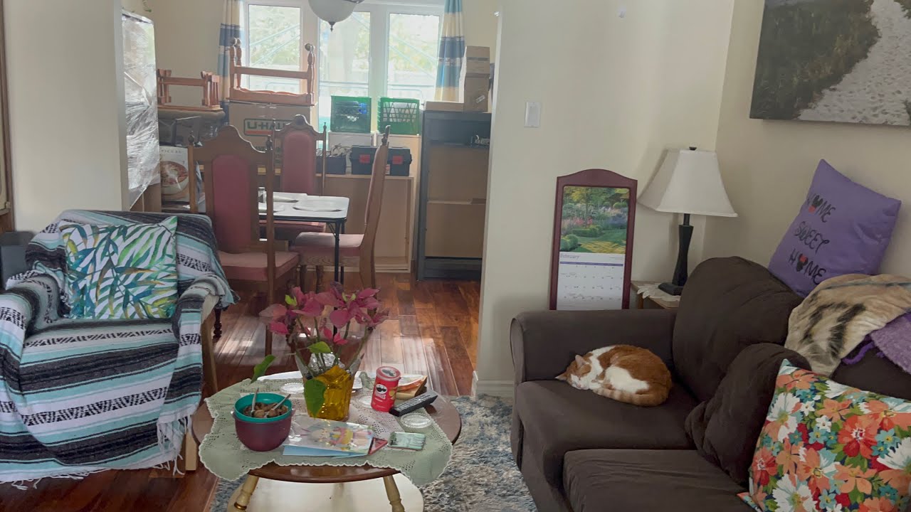 Final house tour before I move! 