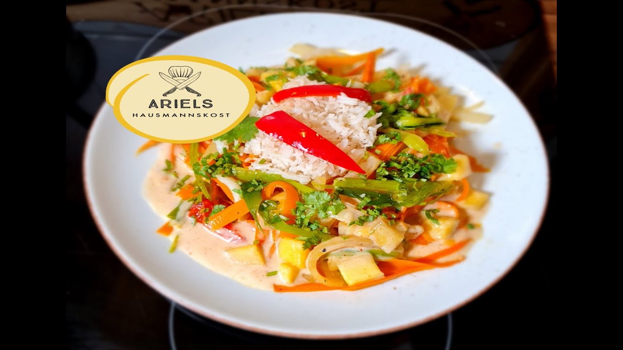 Gemüsepfanne | Kokos - Red Thai Curry - Limettensoße | Basmatireis | Hausmannskost
