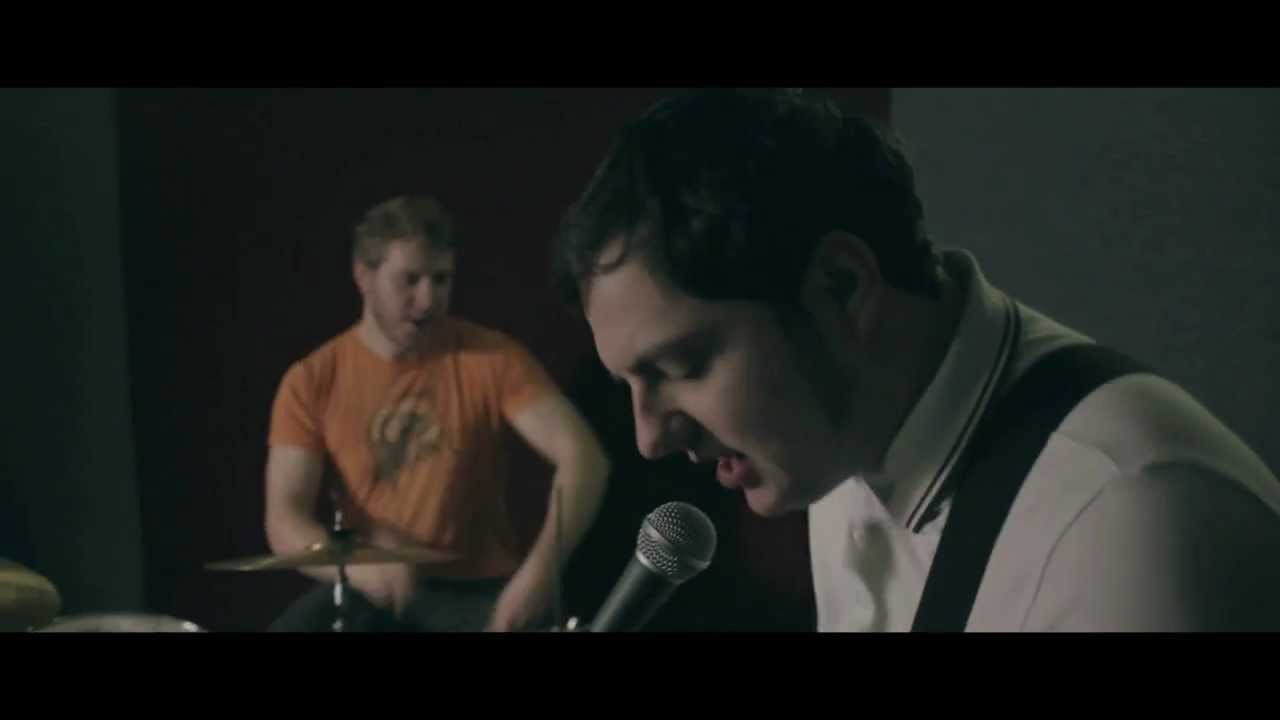 The Cottonettes - Satisfy Me (music video) catchy UK unsigned Punk band