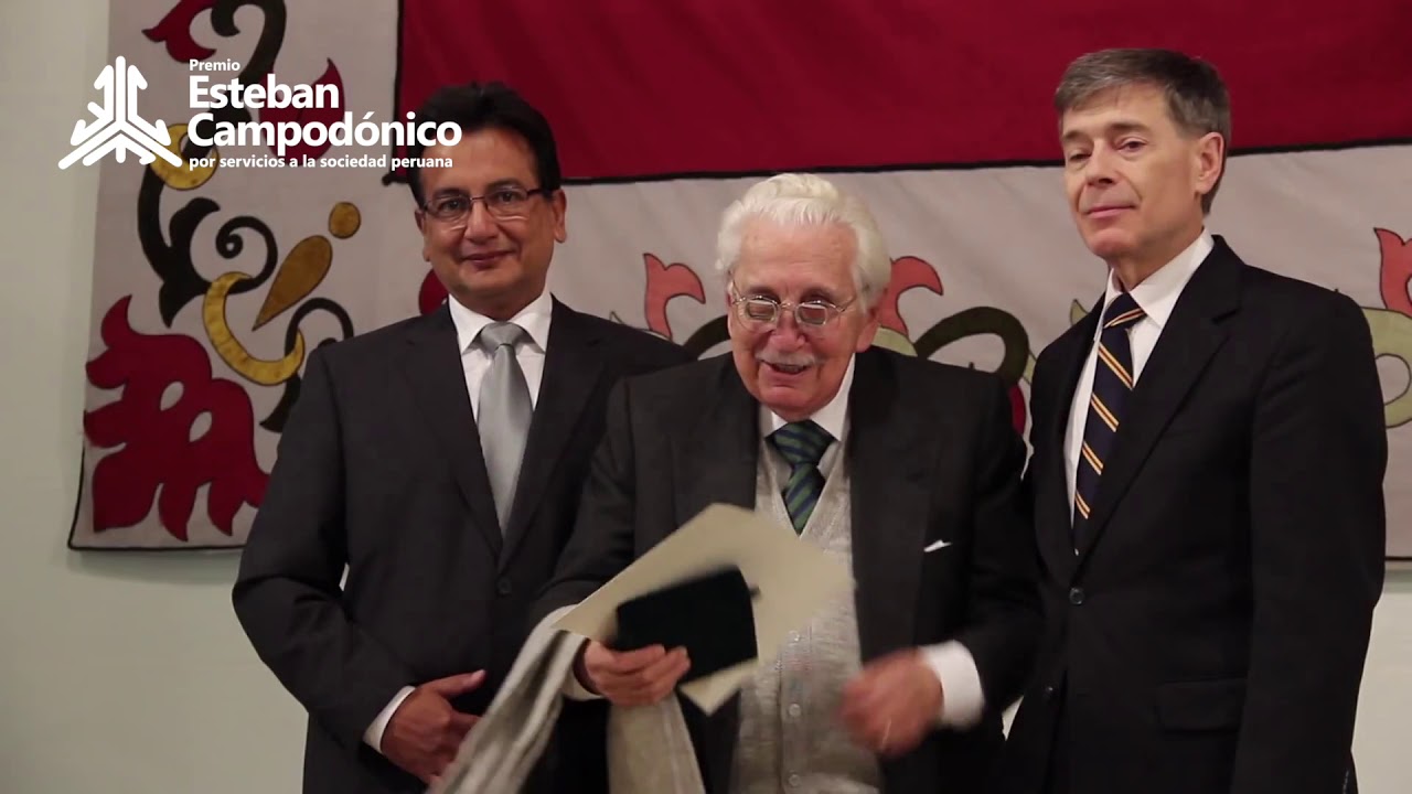 Ceremonia 2012 Premio Esteban Campod&oacute;nico