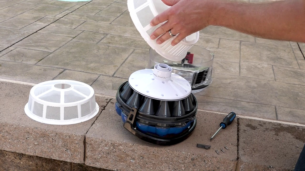 How to Replace the AV6 Robotic Pool Cleaner Debris Separator
