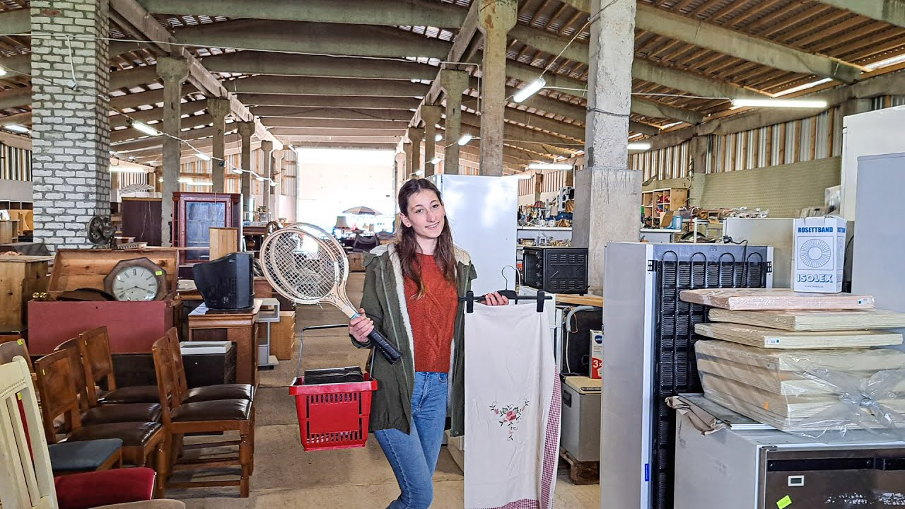 HUGE Warehouse Thrift STORE!?