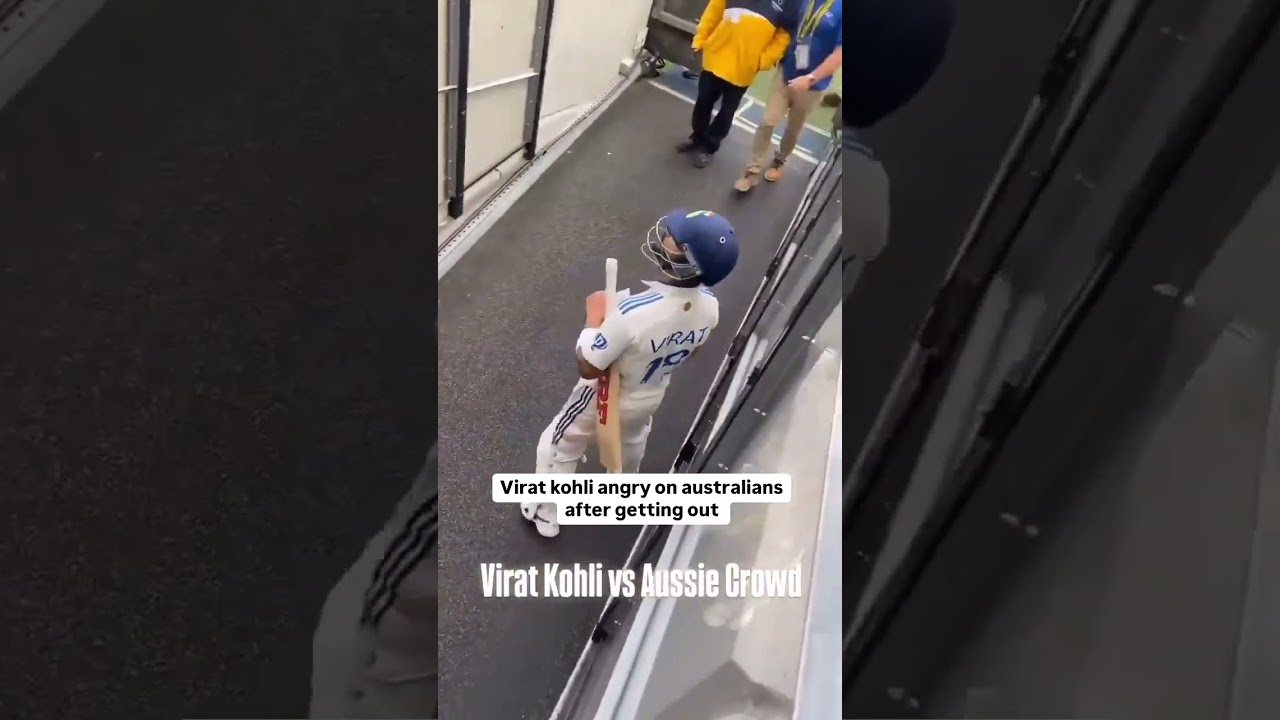 Virat Kohli Fight with the Aussie Crowd - Virat Kohli Abusing Aussie Crowd in MCG