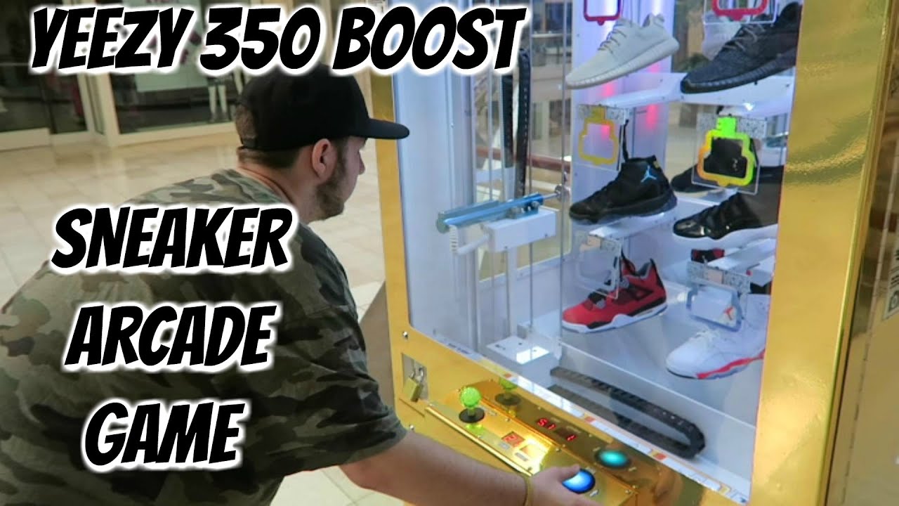 Trying to win Yeezy 350 in a Sneaker Arcade Game!