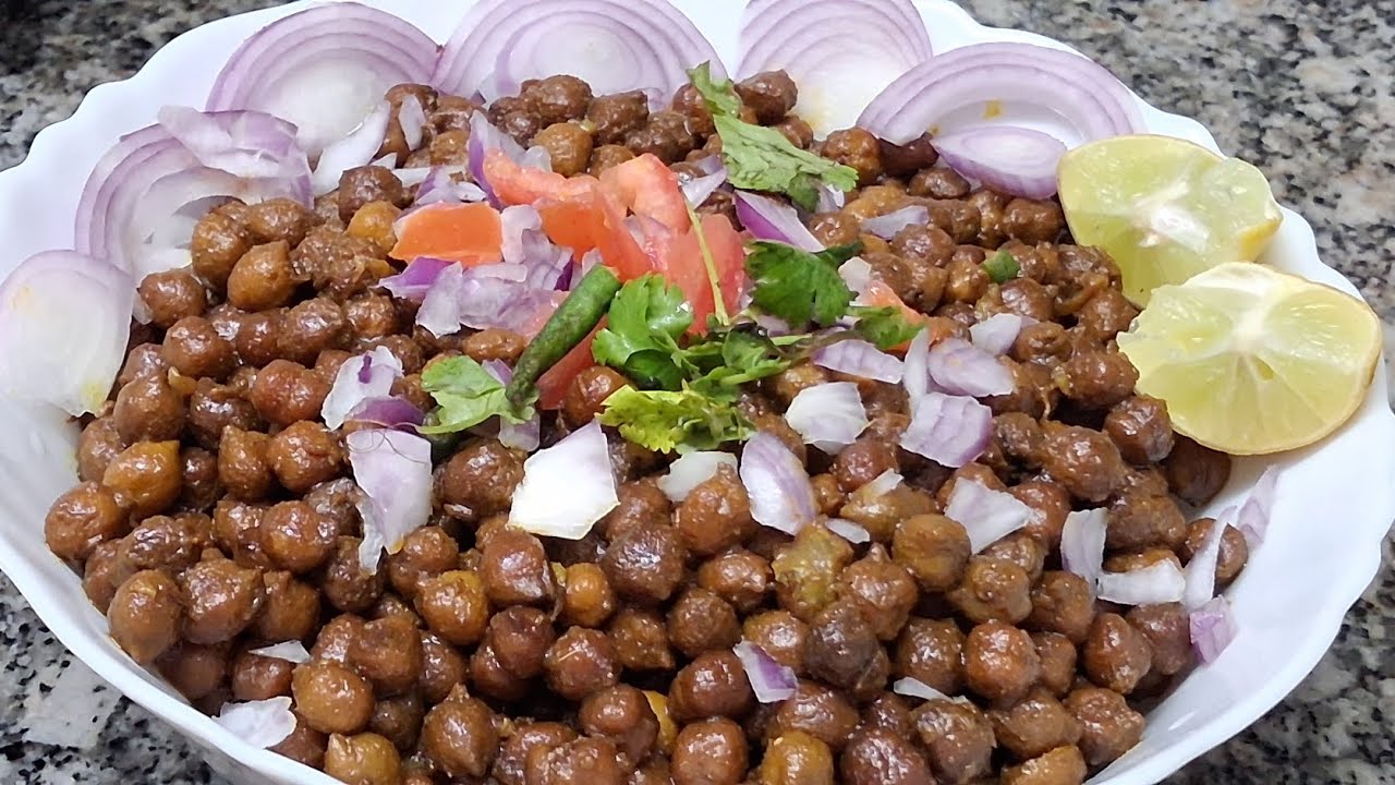 Iftar Main Banaye Behtareen Kale Chane Ki Chat Ramadan Special Fried Kala Chana Chat Iftar Recipe 