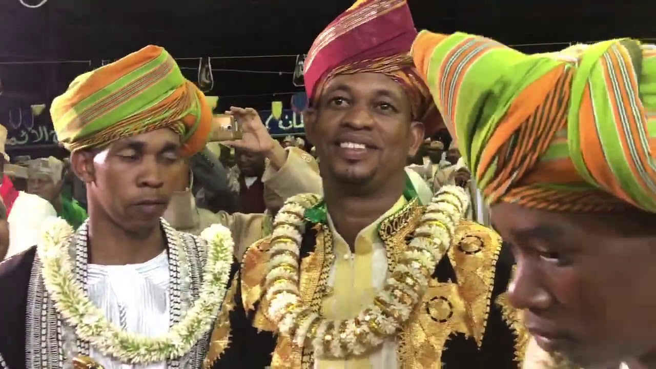 Kassuda Haroussi Avec Oustadh Badaoui à Mutsamudu Anjouan