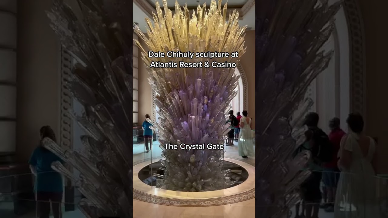Dale Chihuly’s sculptures at Atlantis Casino Resort. Unique and original glass art. Travel Bahamas.