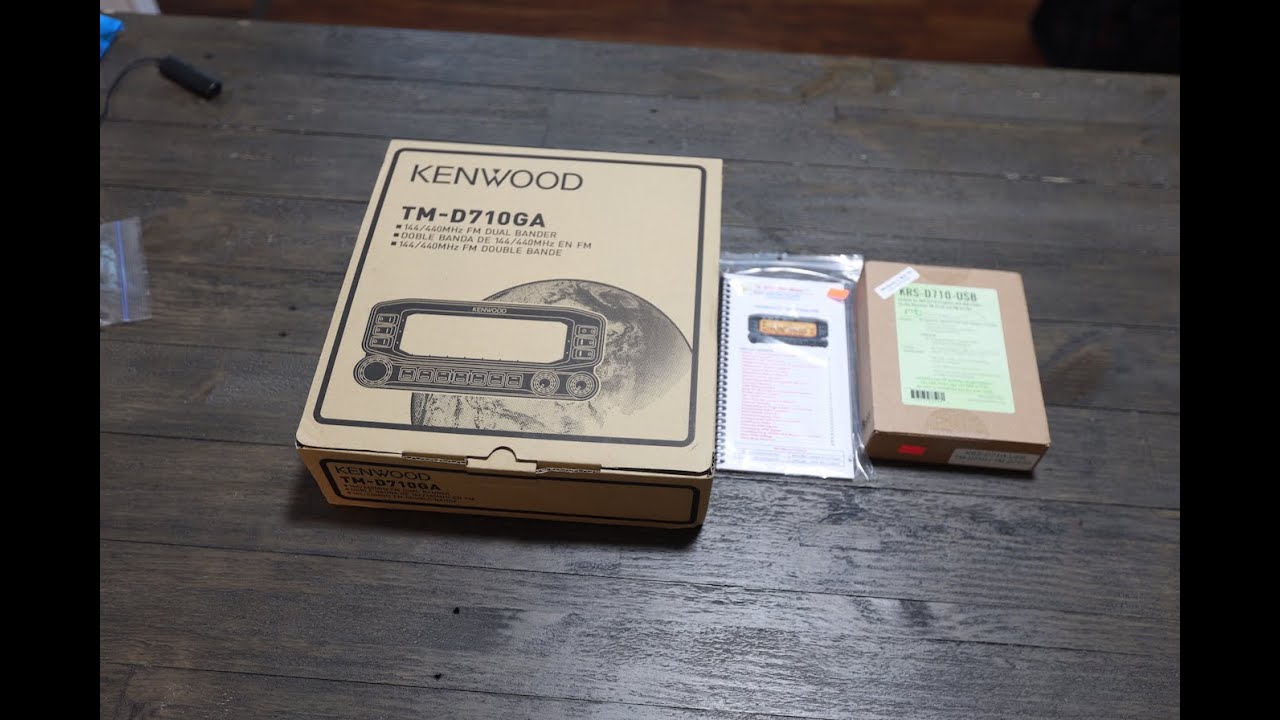 Kenwood TM D710GA Unboxing