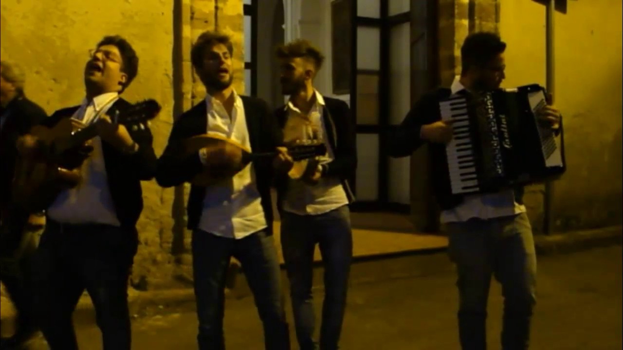 Calascibetta.Gruppo folkloristico 