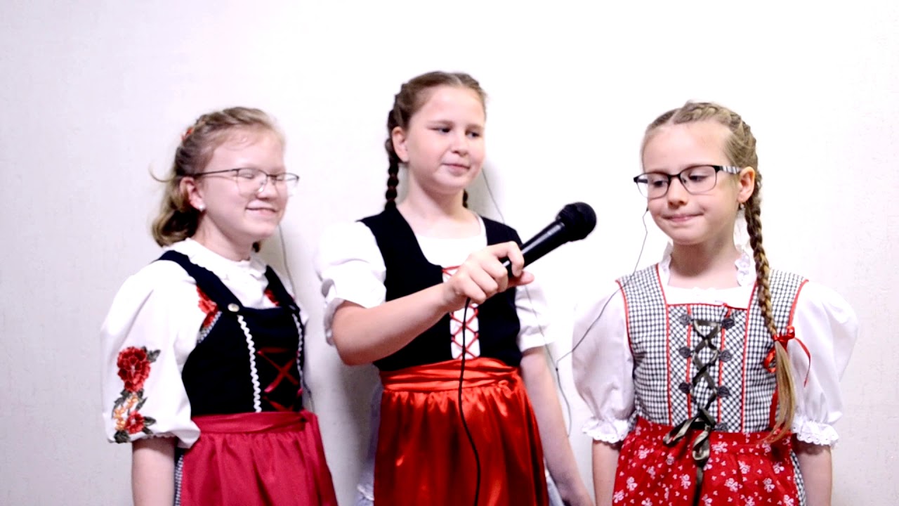 11. Вокальное трио 