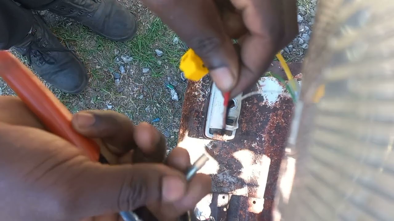 How to Use a Clamping Tool and Splice Connectors : A Step-by-Step Guide.