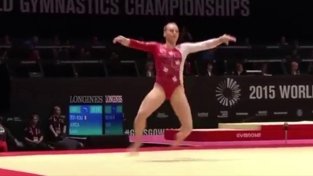 Ellie Black - World Championships 2015 FX AA