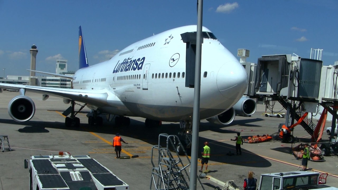747's at Denver Intl. Airport (KDEN)
