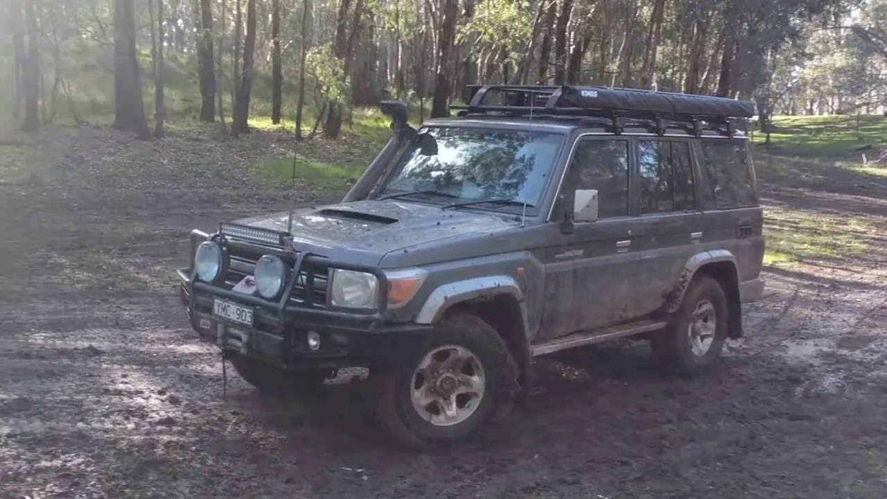 Toyota 76 series LandCruiser mud play circle work donuts drifting vdj76r 3 inch exhaust