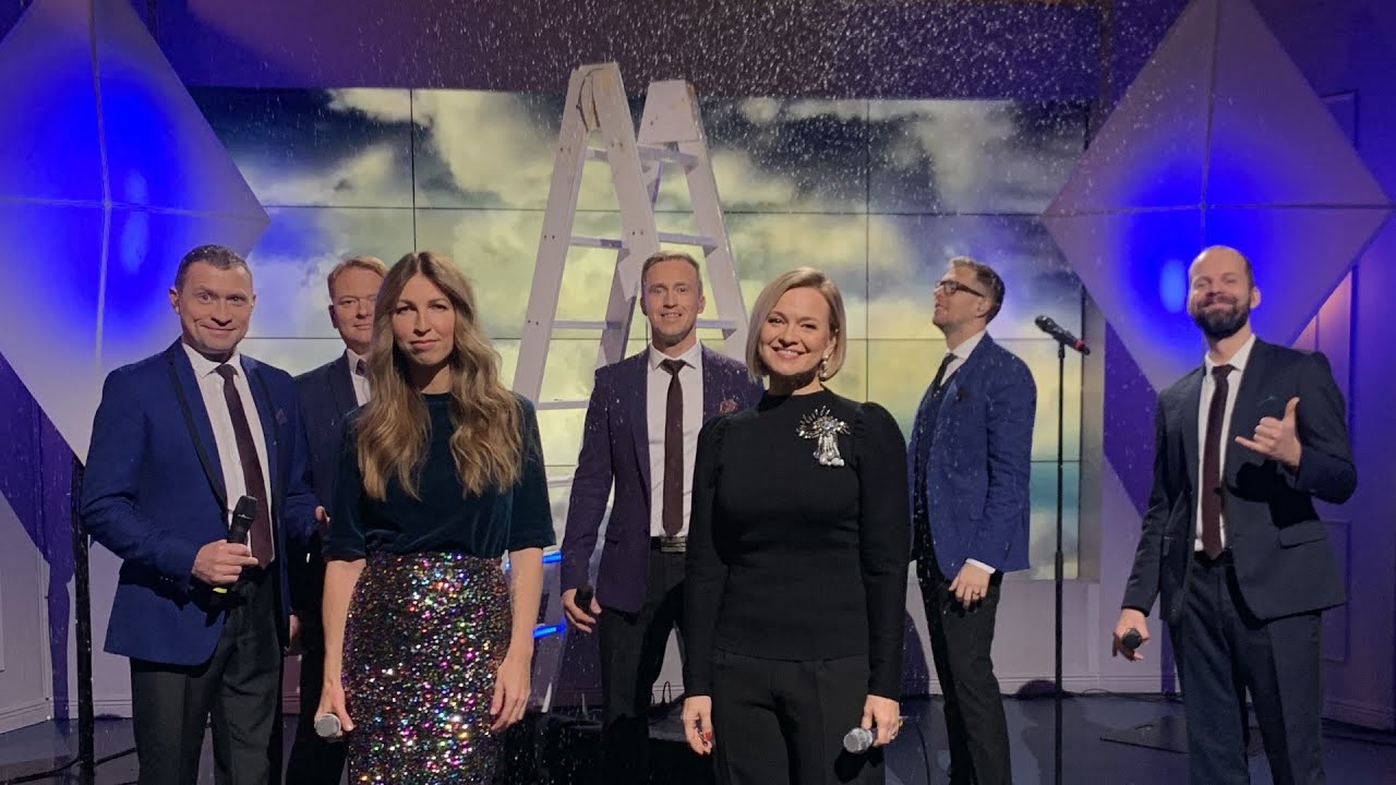Maarja-Liis Ilus, Hanna-Liina Võsa & Noorkuu - Jõuluöö (O Holy Night)