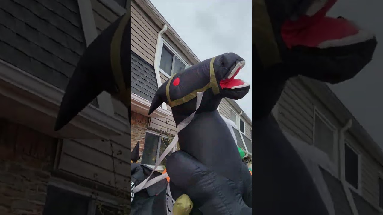  Huge Halloween inflatable display Ghosts and scream Mass. 2025