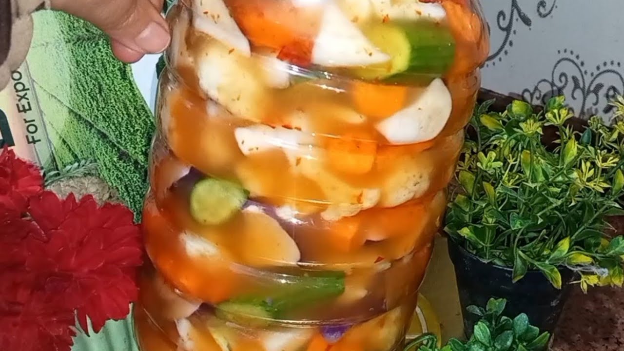 هقولك علي السر اللي محدش هقولك عليه ولله بكل أمانة ليه مخلل اللفت بيسود بعد فترة هو والقرنبيط