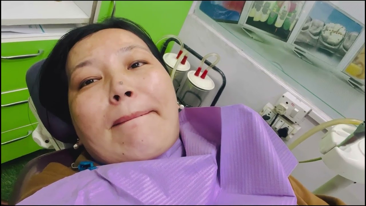 Part 2 - Delhi Vlogg || Dental treatment in Majnukatilla || Delicious lunch at Big Apple 