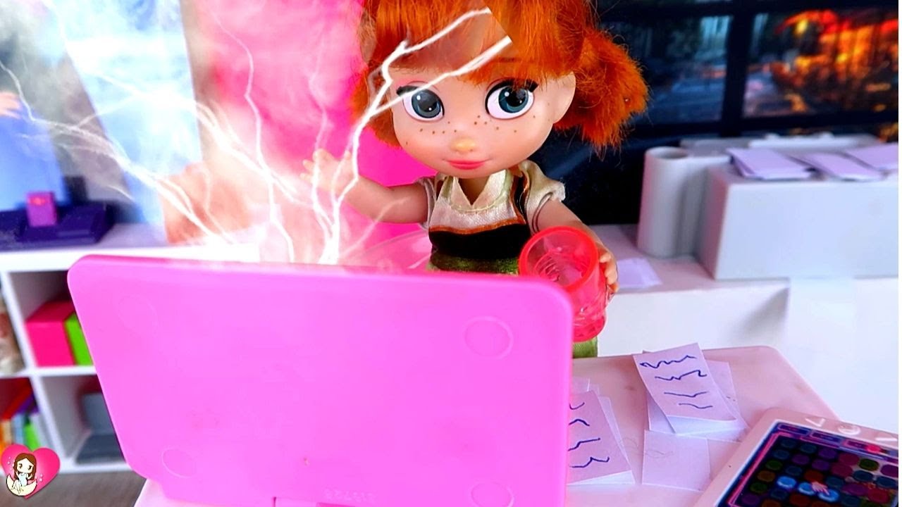 ANNA'S ANTICS | Luna's Toys