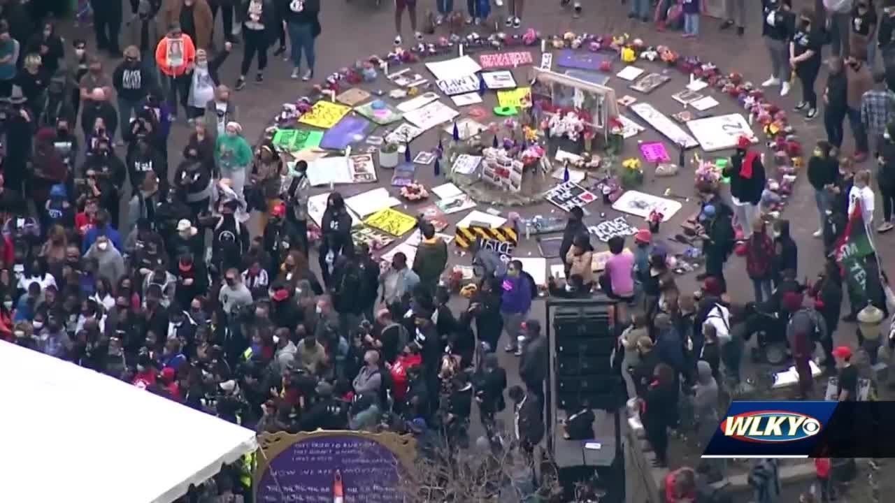 Plans to keep Jefferson Square Park clean require removal of Breonna Taylor rally memorabilia