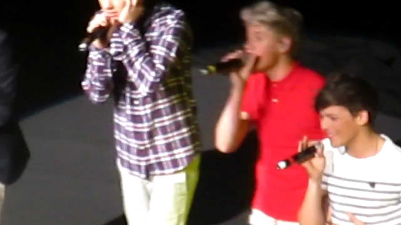 One Direction (Without Zayn) - More Than This (Foxwoods 3-1-12)