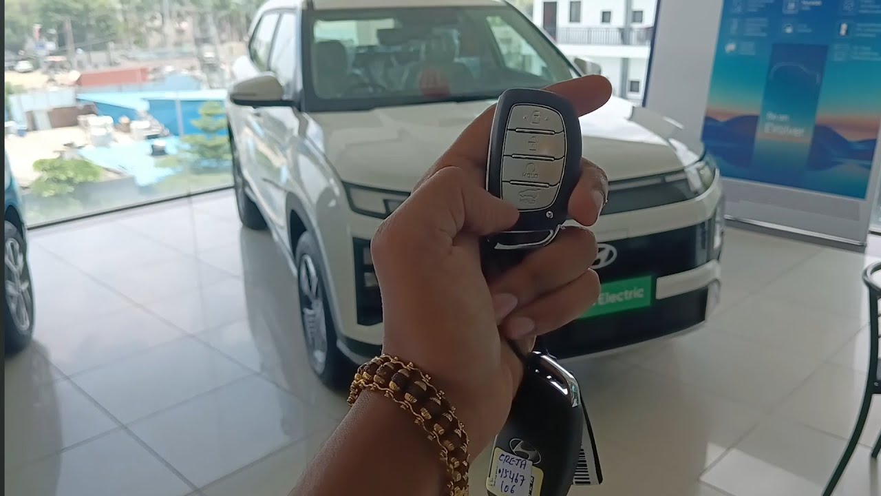 ⚡Hyundai Creta EV Base Model Walkaround | Budget Electric SUV For India?