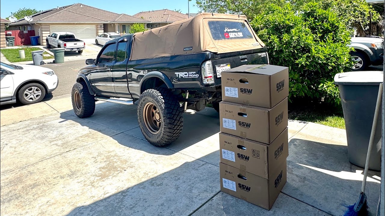 New SSW Wheels/ Bugflector Hood Shield On My 1st Gen Tacoma!!⛓️