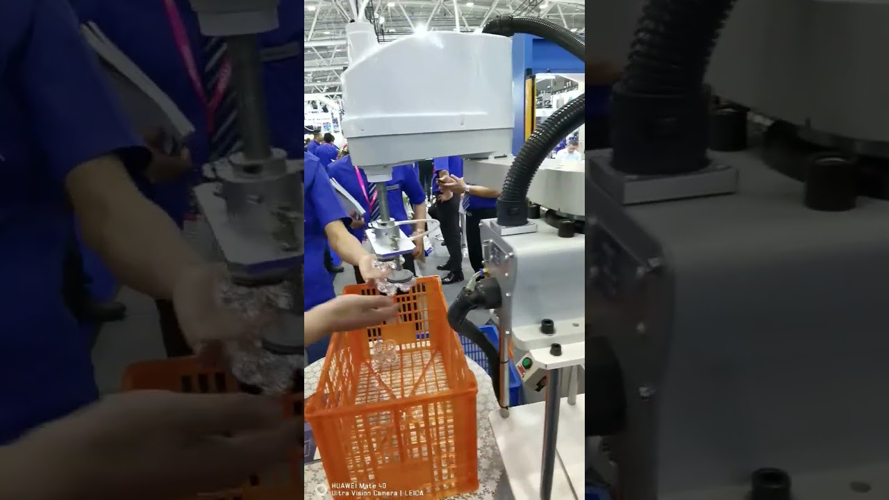 TAYU LSR liquid silicone injection molding machine Low work table convenient operating height