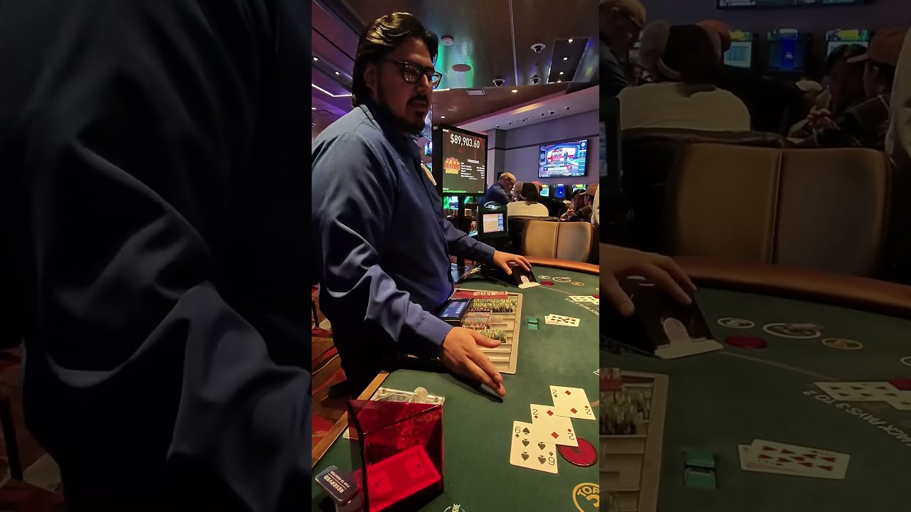 Realistic BlackJack Play At Rivers Casino🃏🃏 #casino #casinolife #blackjack #riverscasino