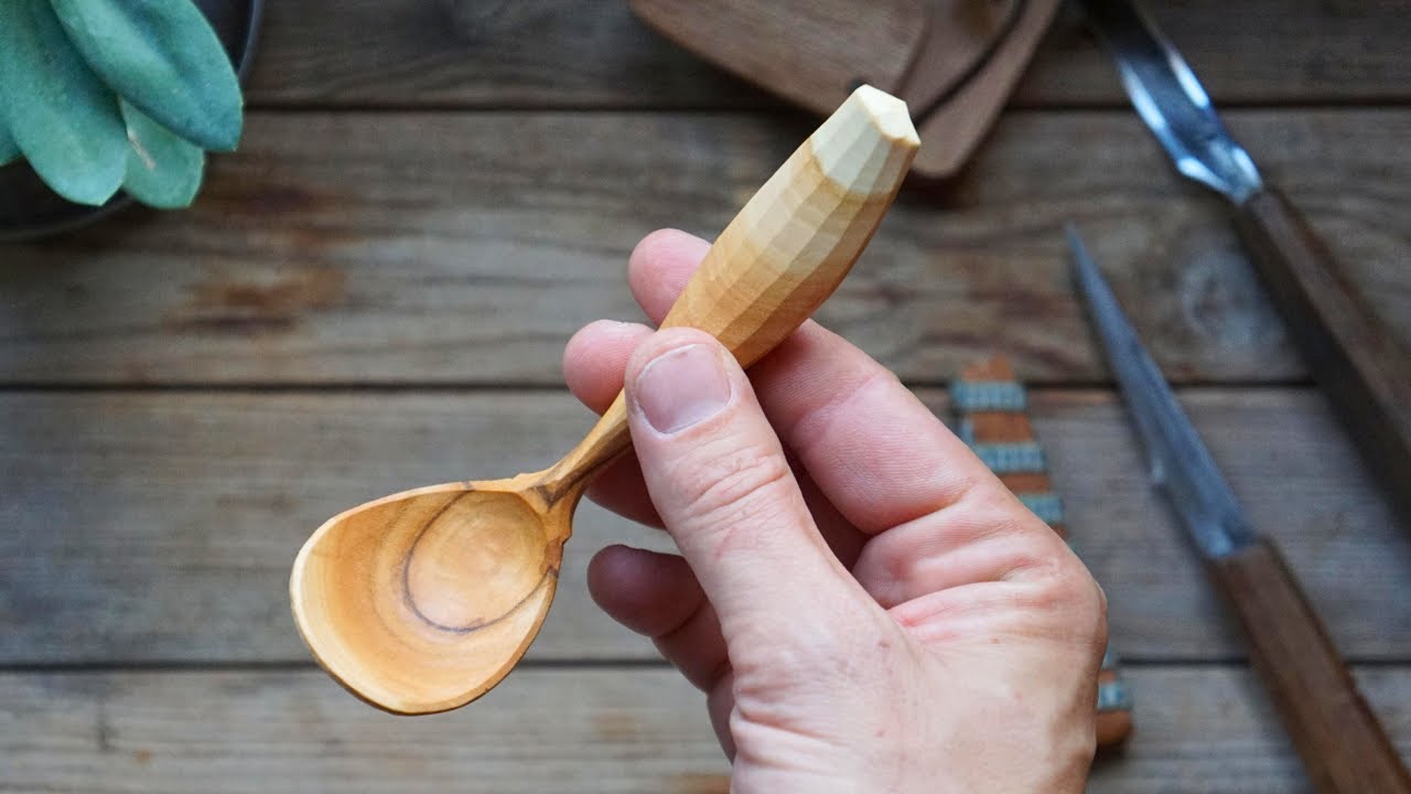 How To Carve A Spoon - Oren Hetzroni