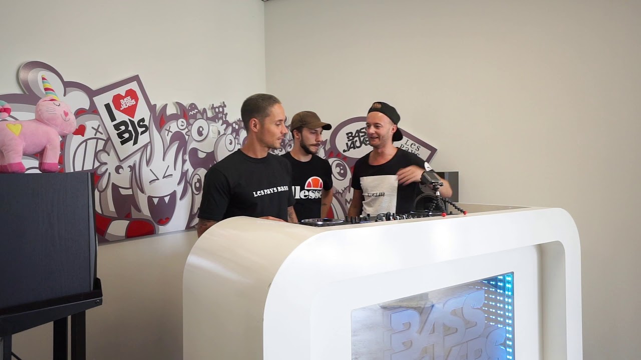 Bassjackers - Les Pays Bass Radio 007 [with special guests Jaxx & Vega]