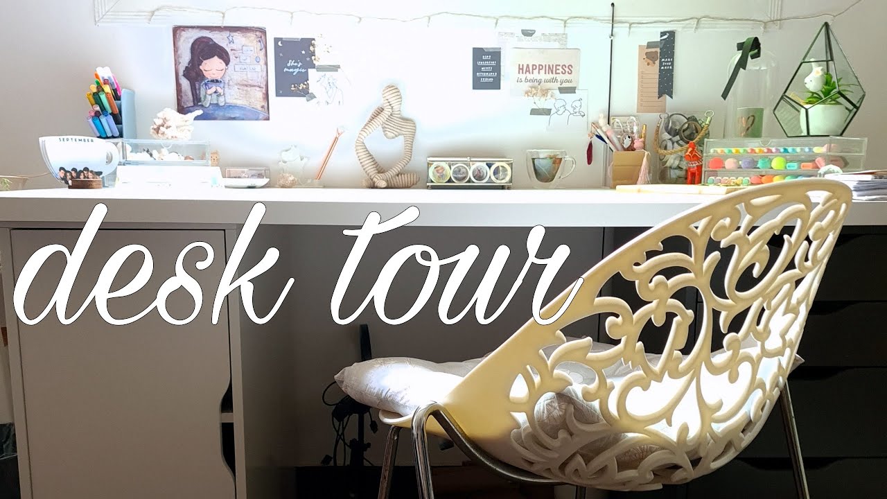 Aesthetic desk tour 🌷 جولة في مكتبي